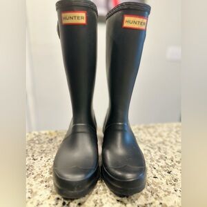 HUNTER rain boots size 3